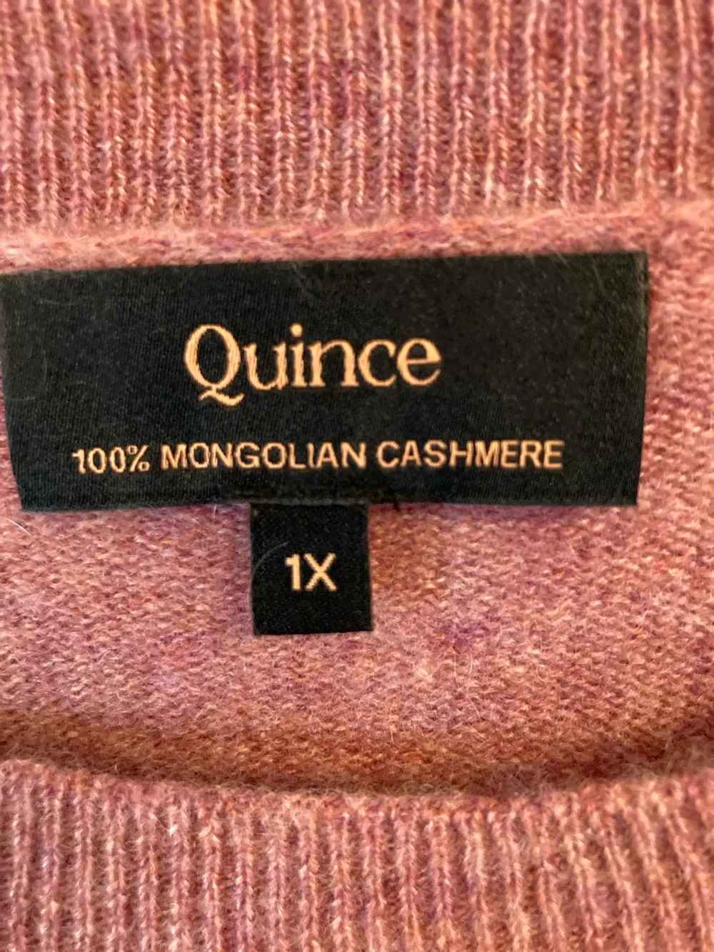 Quince Women's Crewneck Cashmere Sweater - Rosewood - Picture 2 of 5